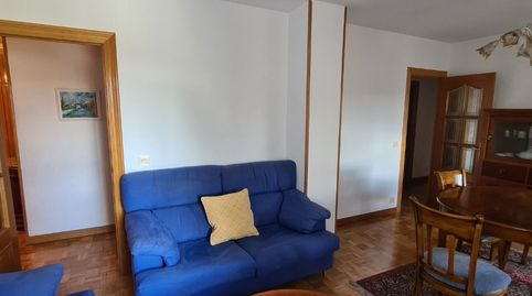 Foto 2 de Piso de alquiler en Avenida Cantabria, Reyes Católicos, Burgos Capital