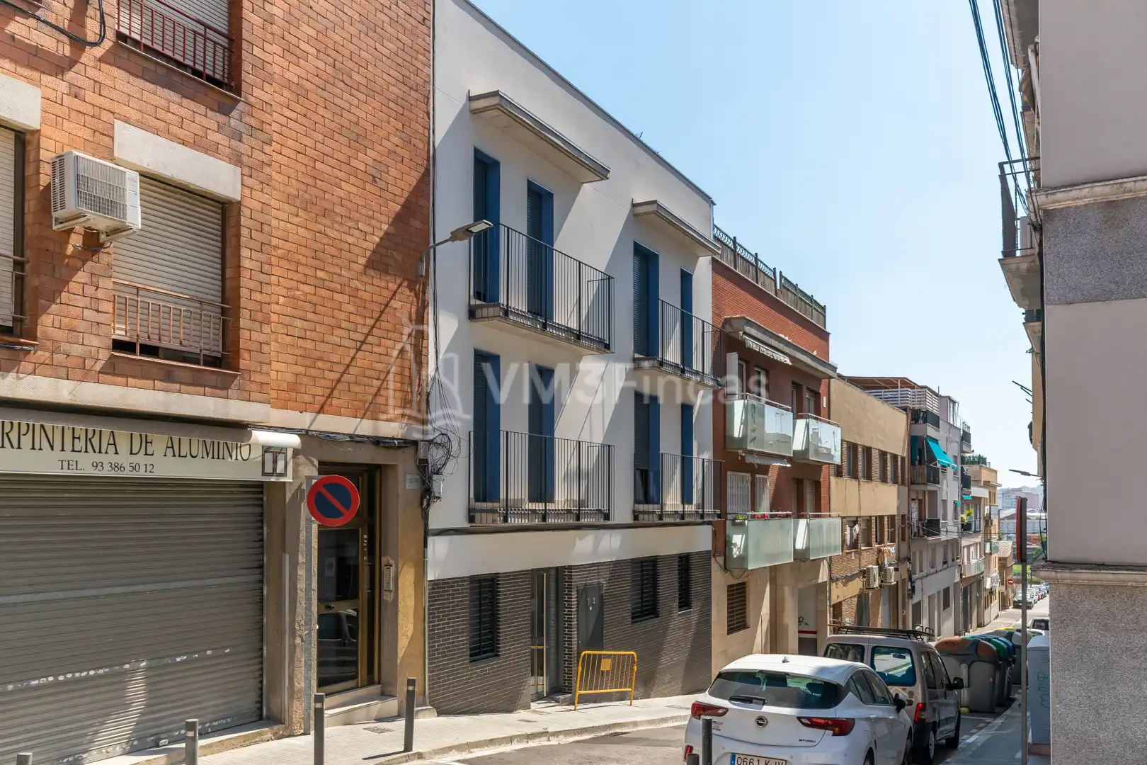Vista exterior de Ático de alquiler en Santa Coloma de Gramenet con Aire acondicionado, Calefacción y Terraza