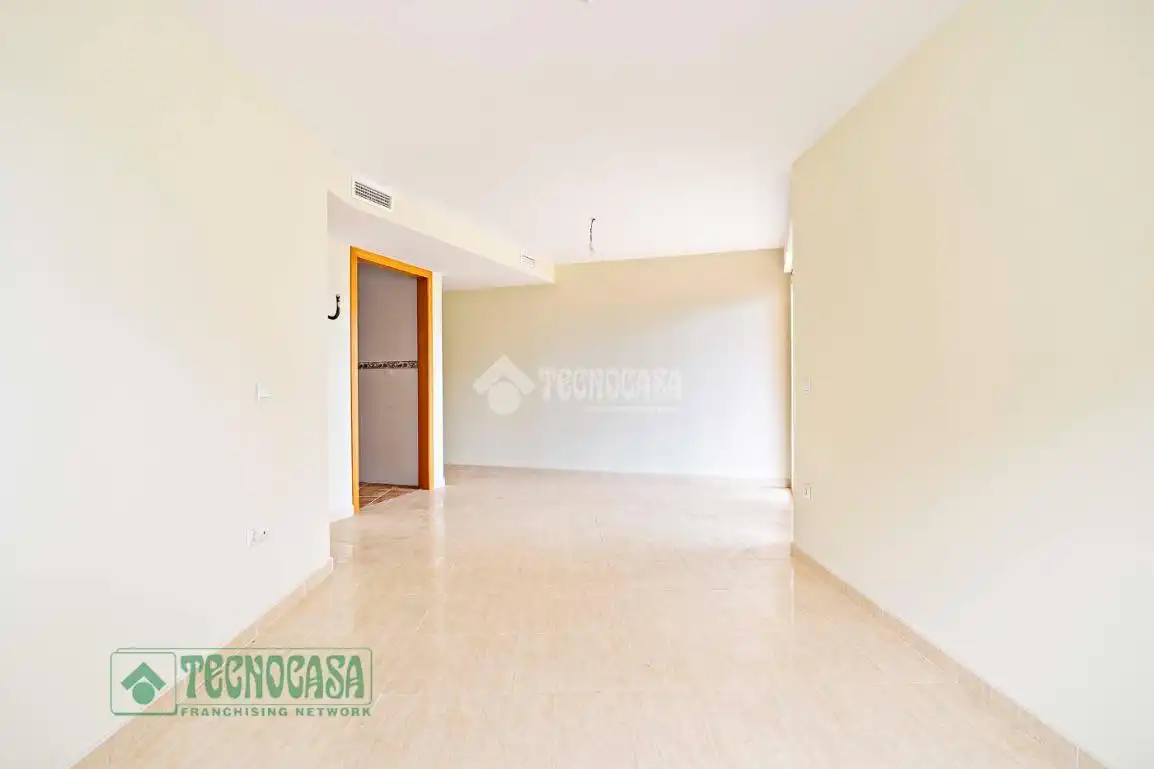 Habitación de Piso en venta en Roquetas de Mar con Calefacción y Terraza