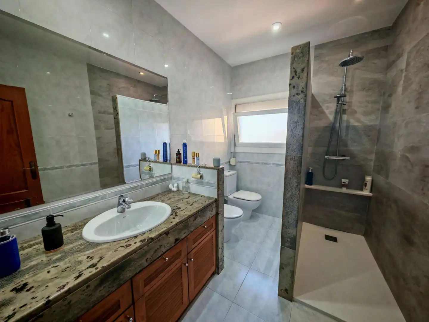 Baño de Casa o chalet en venta en Breda con Aire acondicionado, Calefacción y Terraza