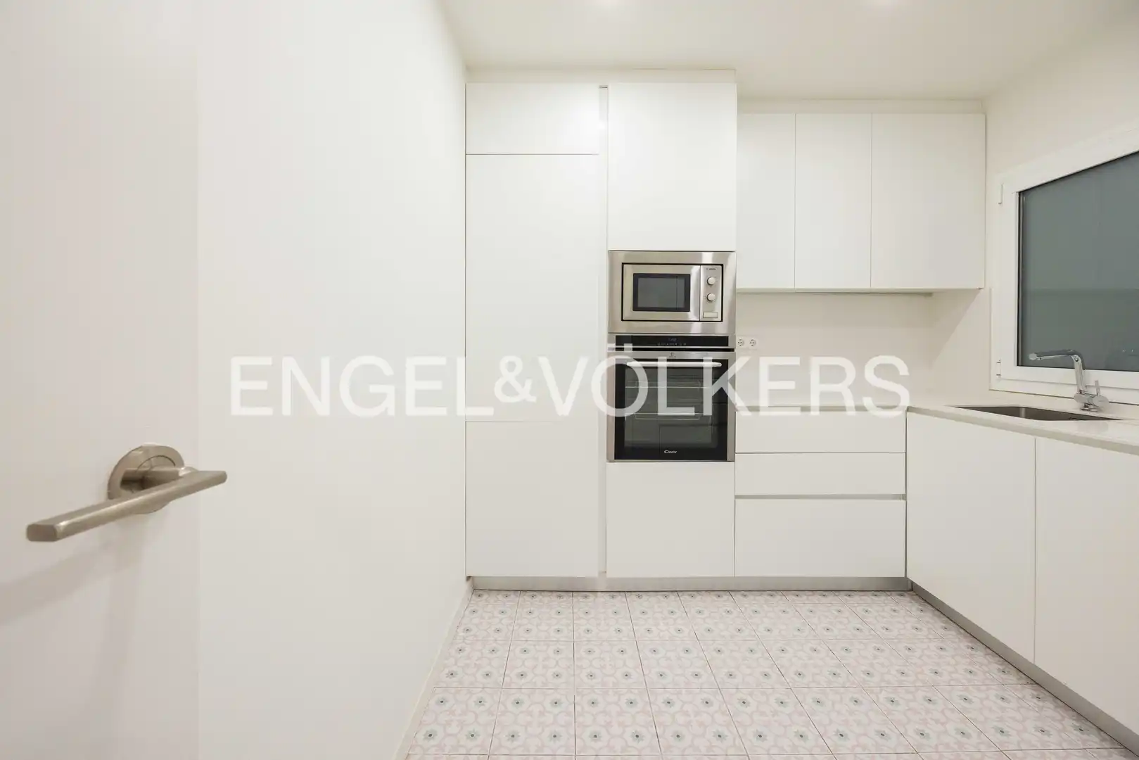 Kitchen of Flat for sale in Barcelona  with Air Conditioner, Heating and Private garden