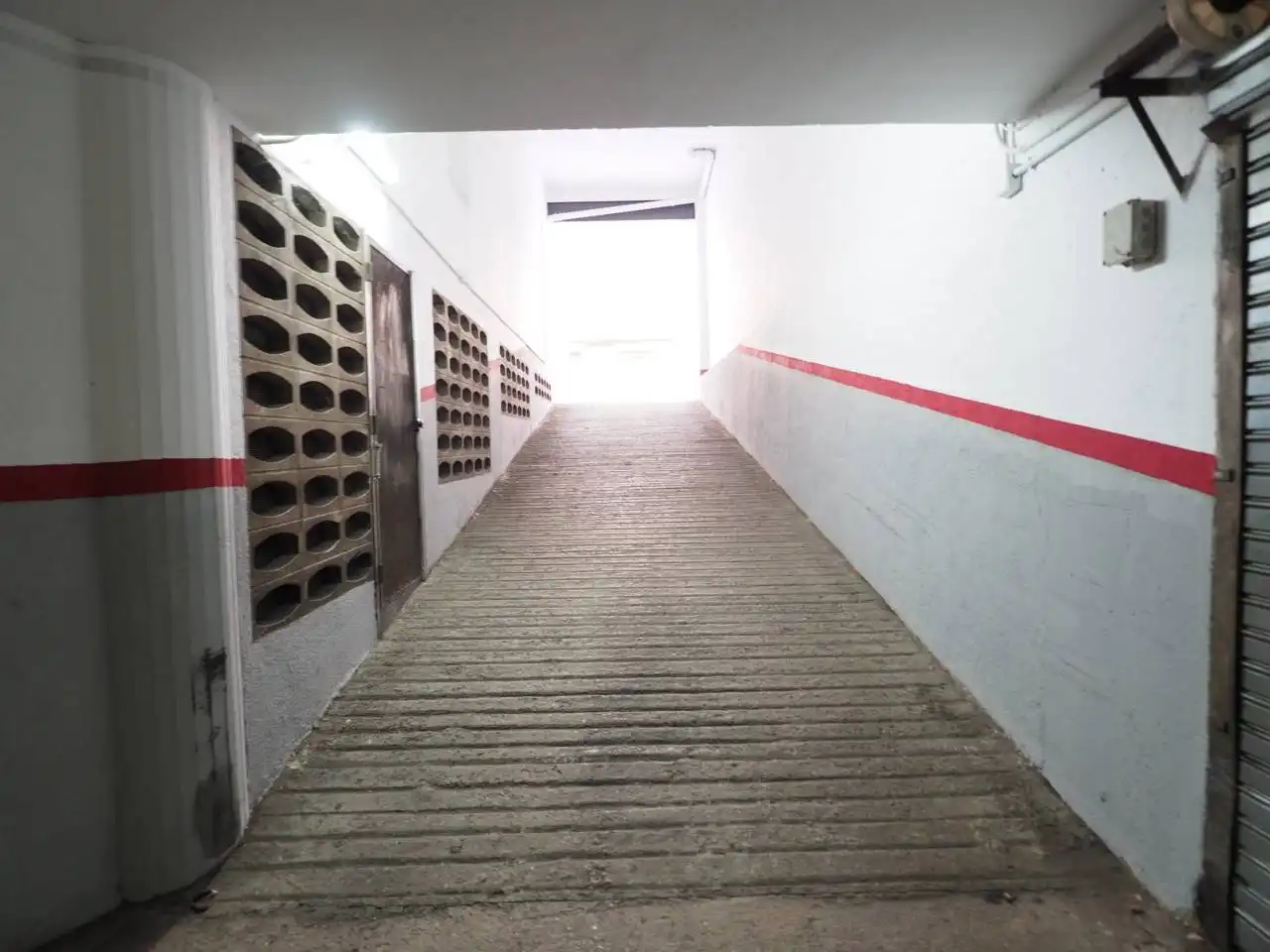 Business premises for sale in Calle Navarra, imagen 2