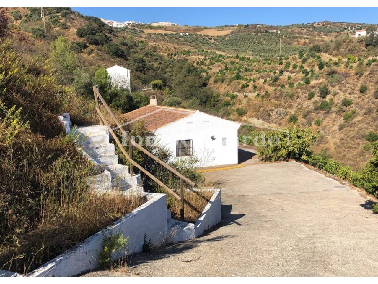 Exterior view of House or chalet for sale in Casabermeja  with Furnished