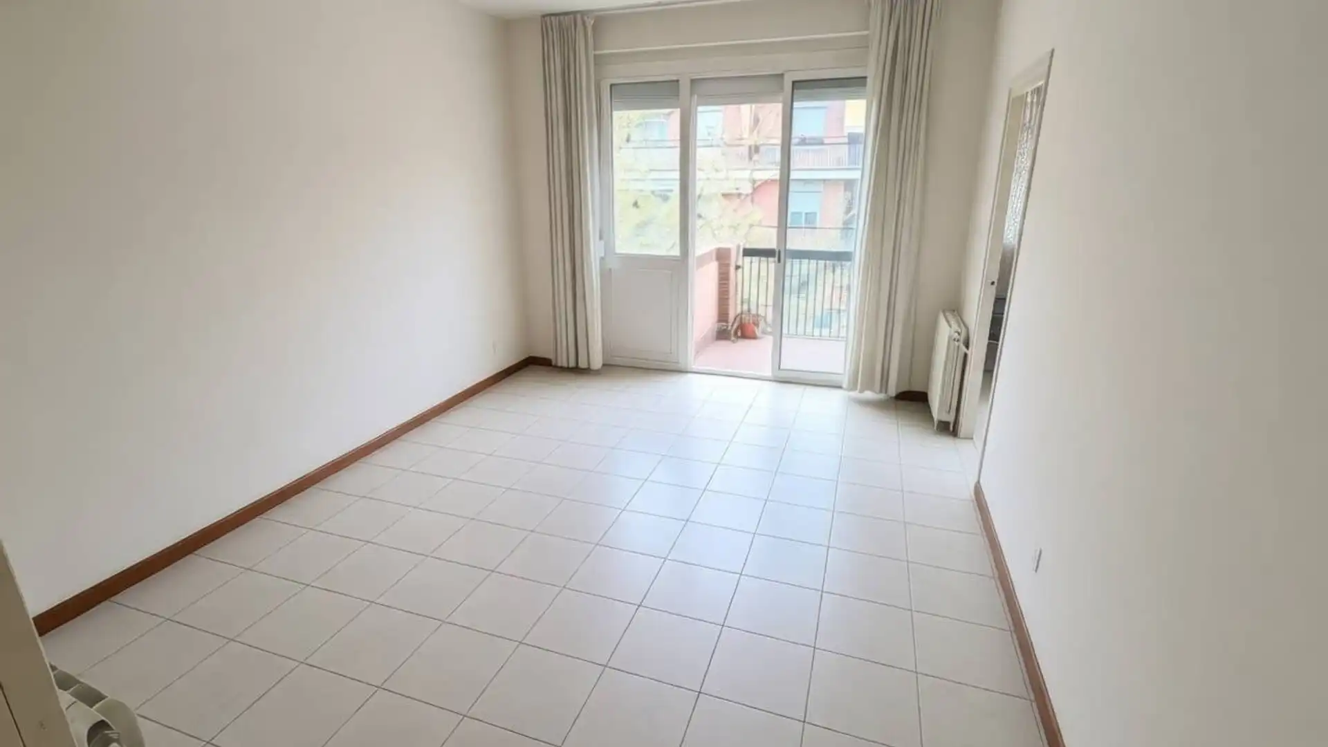 Flat for sale in  Barcelona Capital  with Balcony