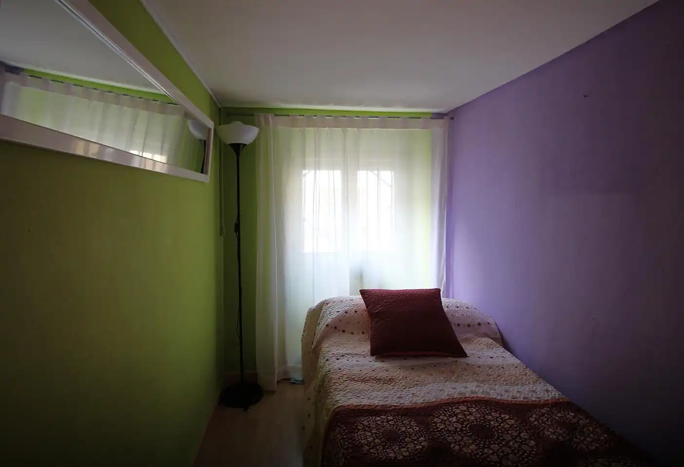Dormitori de Casa adosada en venda en Villamañán amb Moblat