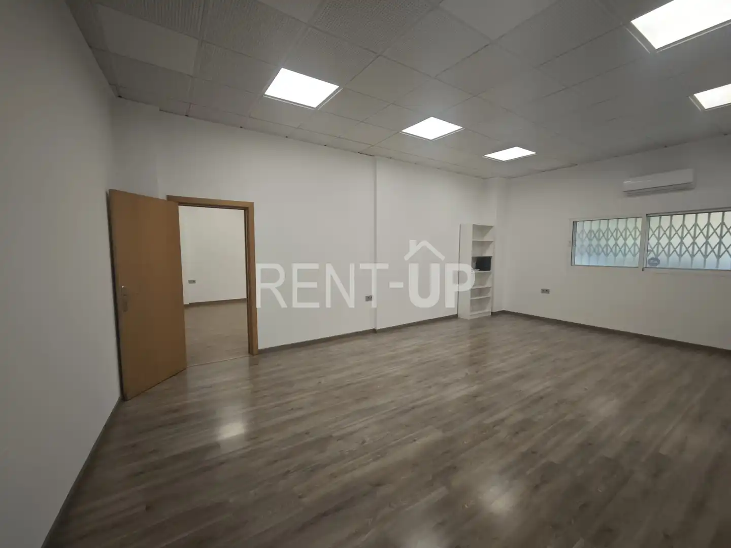 Local comercial de lloguer a Xàtiva