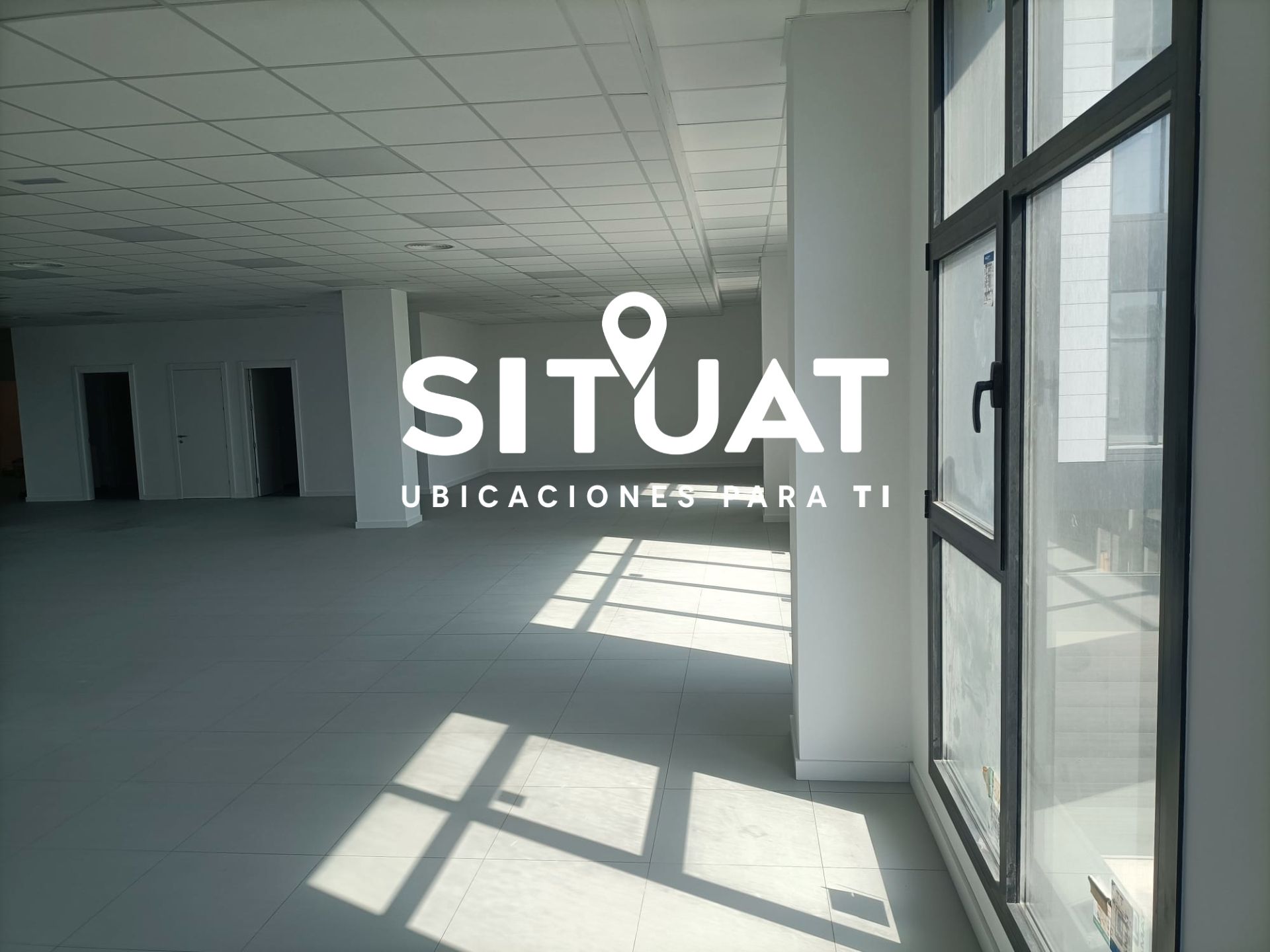 Exterior view of Office to rent in L'Hospitalet de Llobregat  with Air Conditioner, Heating and Alarm