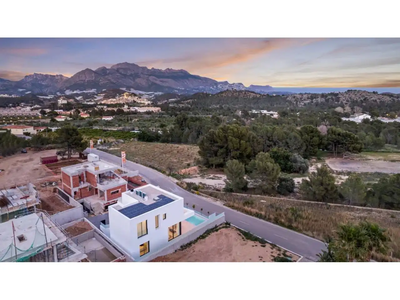 Chalet con piscina en venta en Casco urbano, imagen 12
