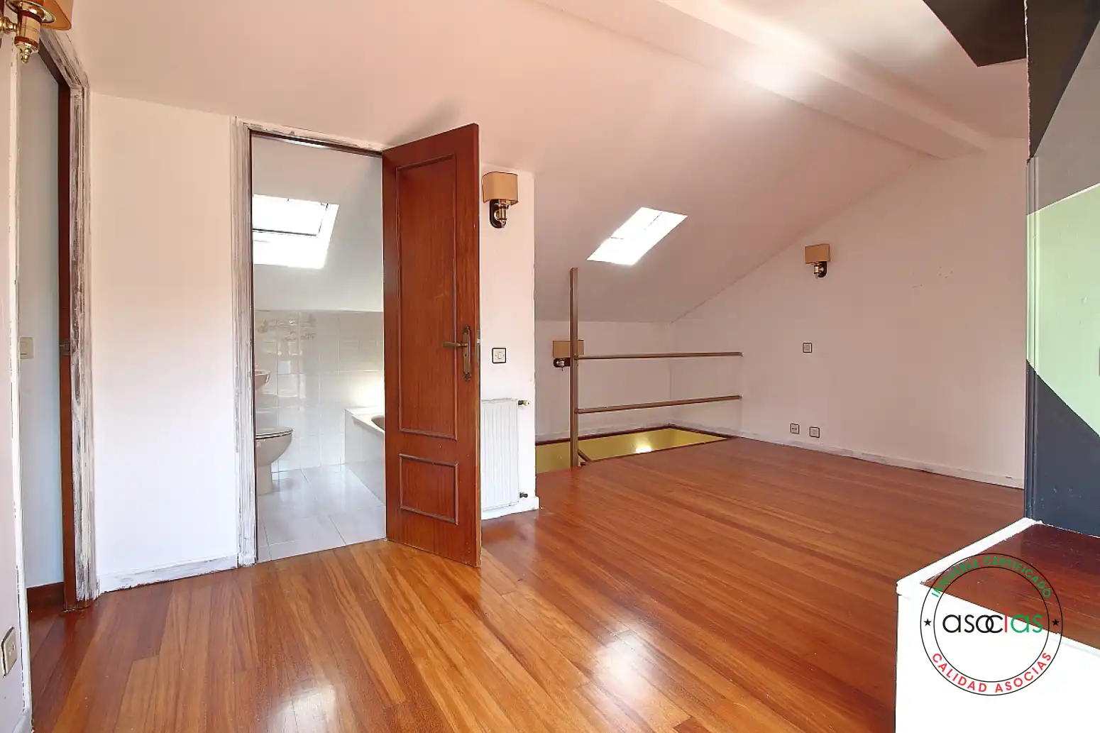 Casa o xalet en venda en Gijón  amb Calefacció, Parquet i Moblat