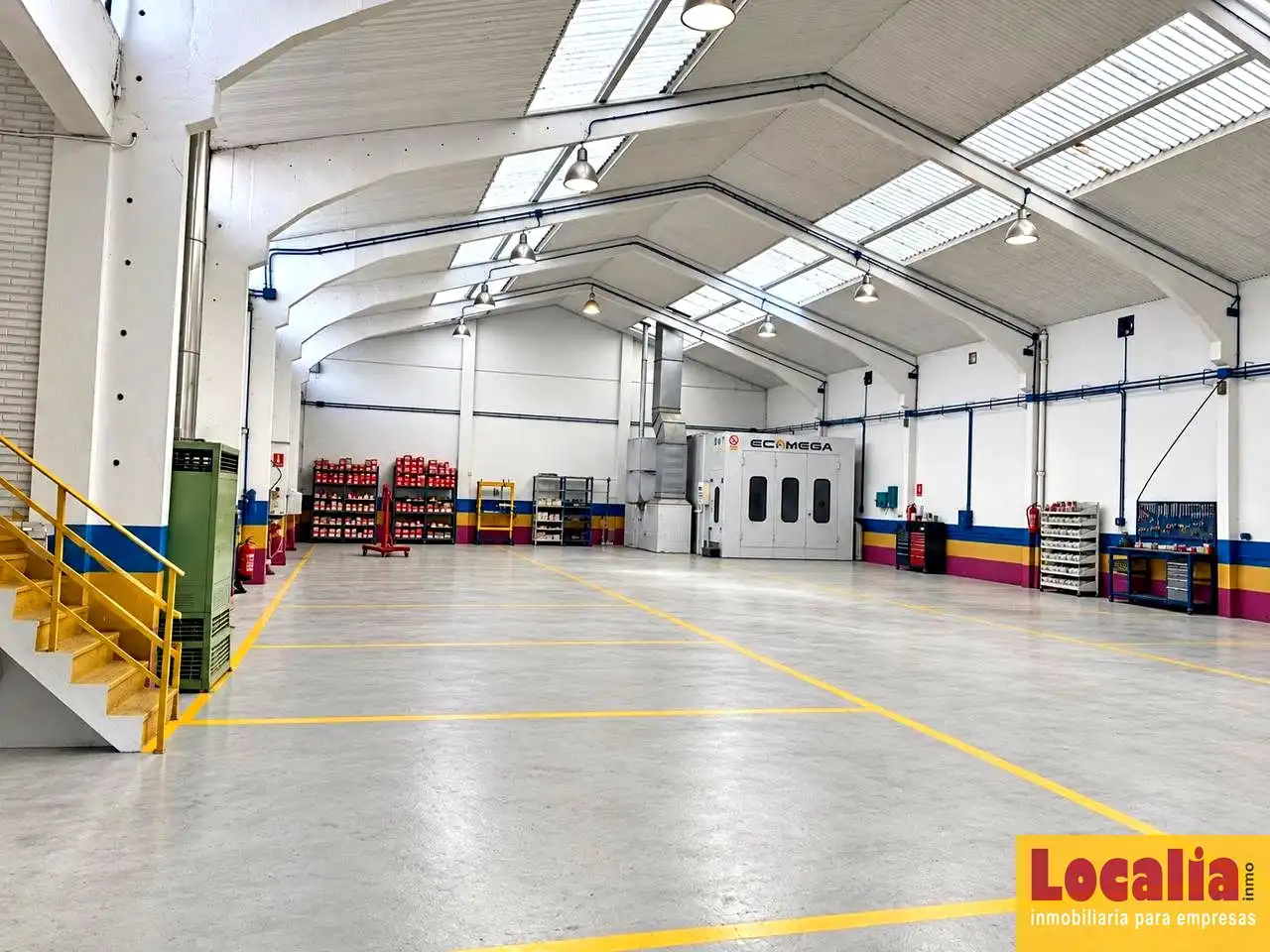 Nau industrial de lloguer a Polígono Argales, imagen 2