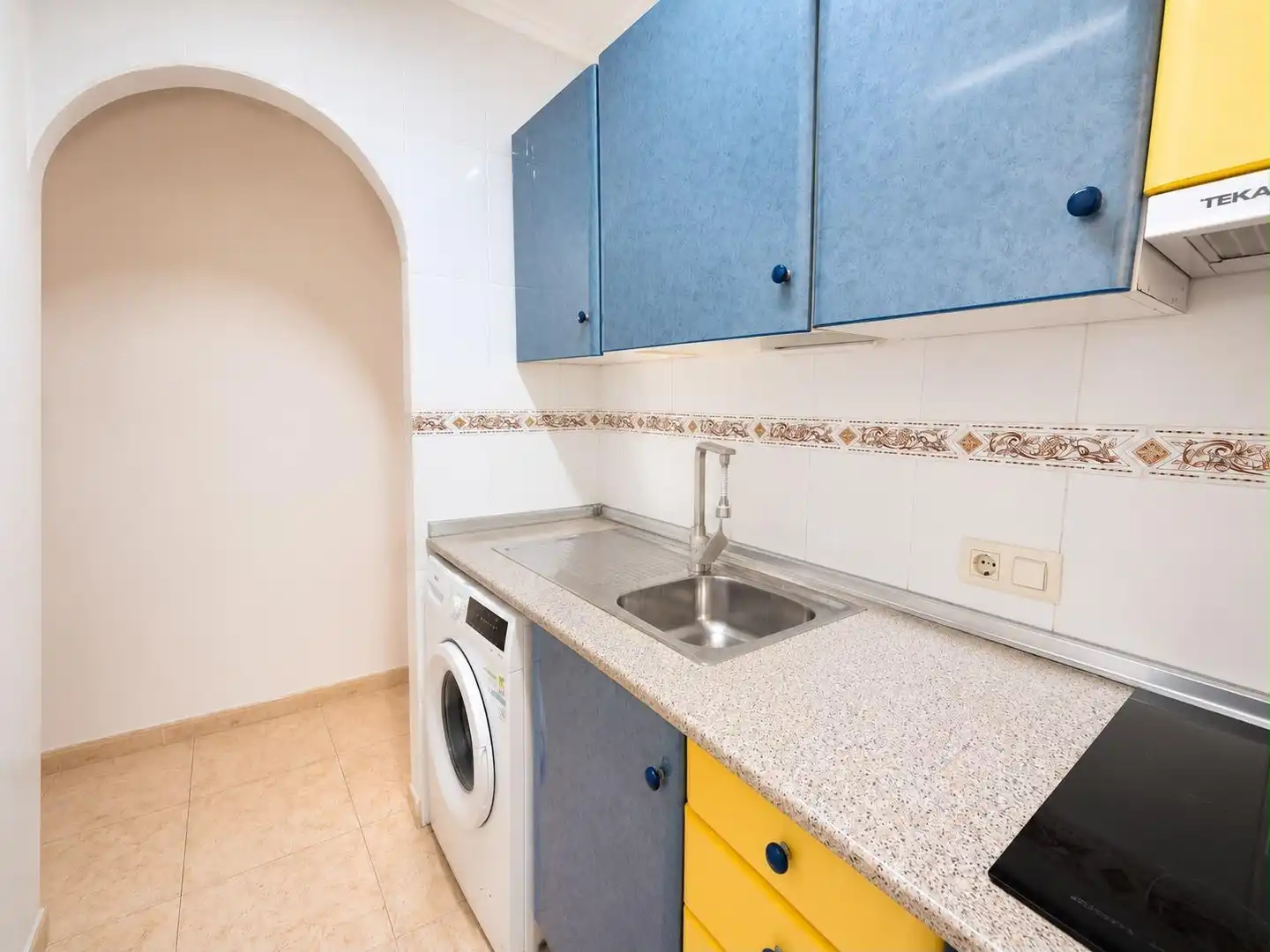 Ground floor for rent in El Molino