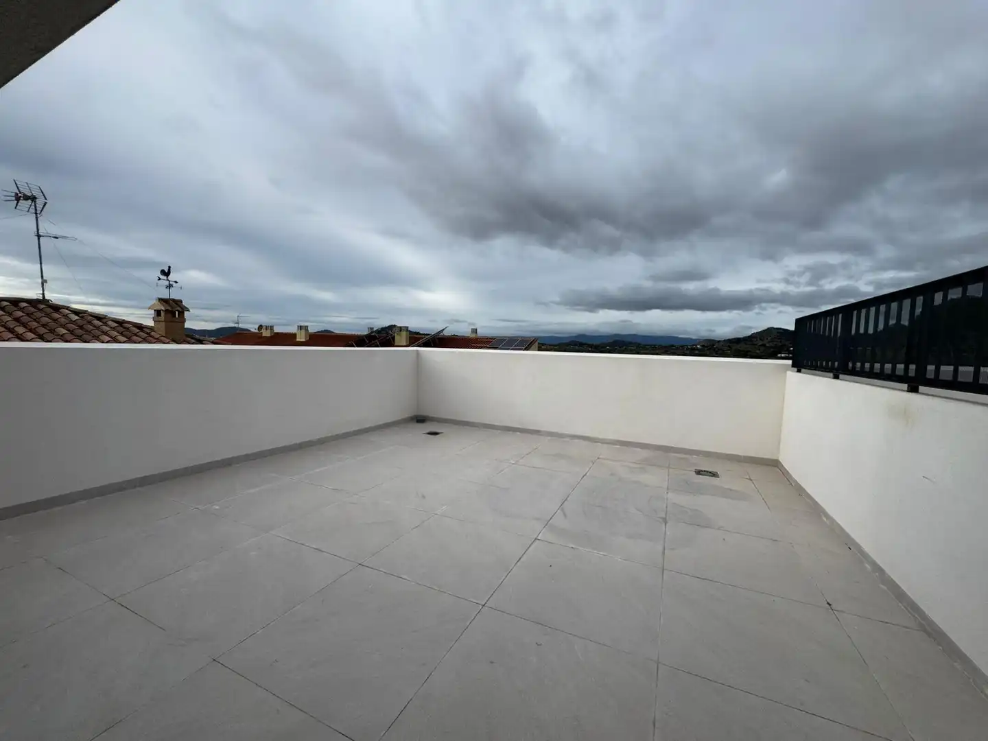 Casa amb terrassa en venda a Avenida Diputacion, imagen 16