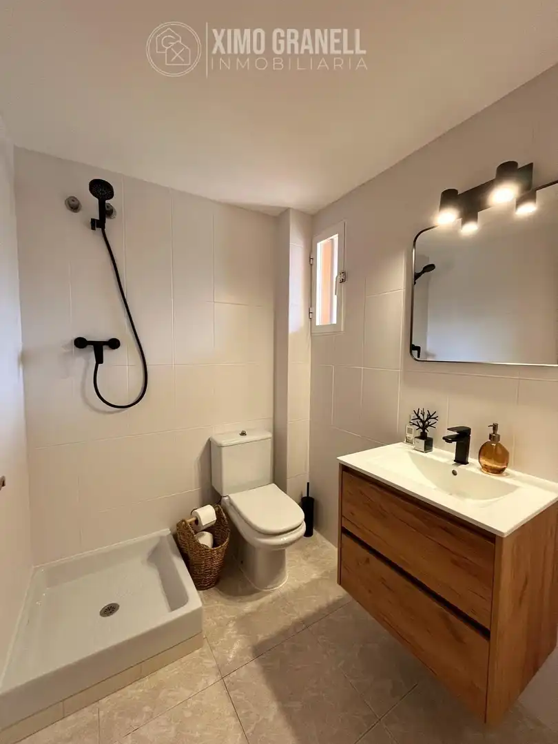 Baño de Casa adosada en venta en Almazora / Almassora con Jardín privado y Terraza