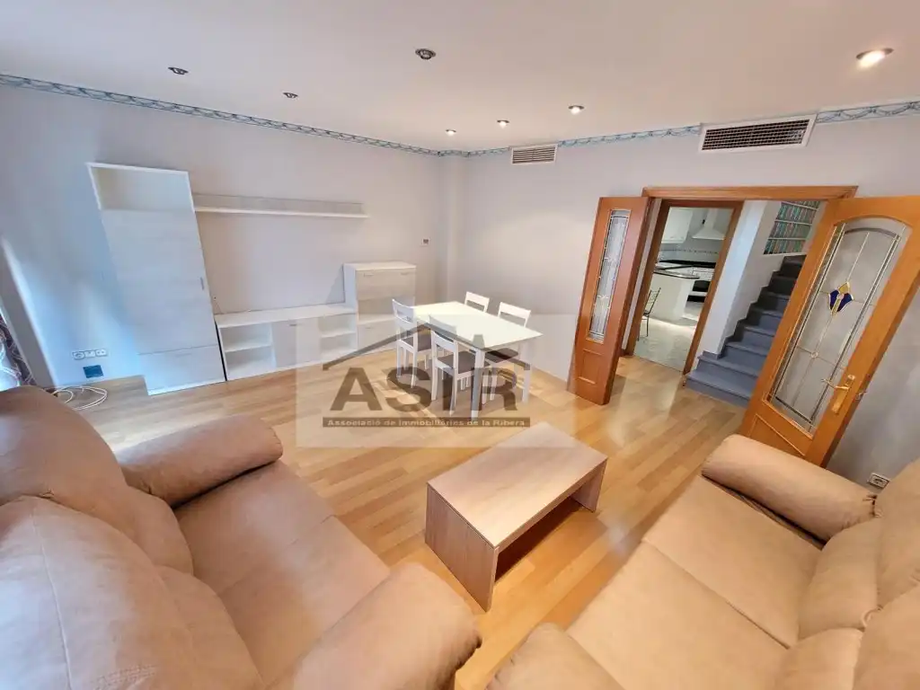 Casa en venda a Casc Urbà