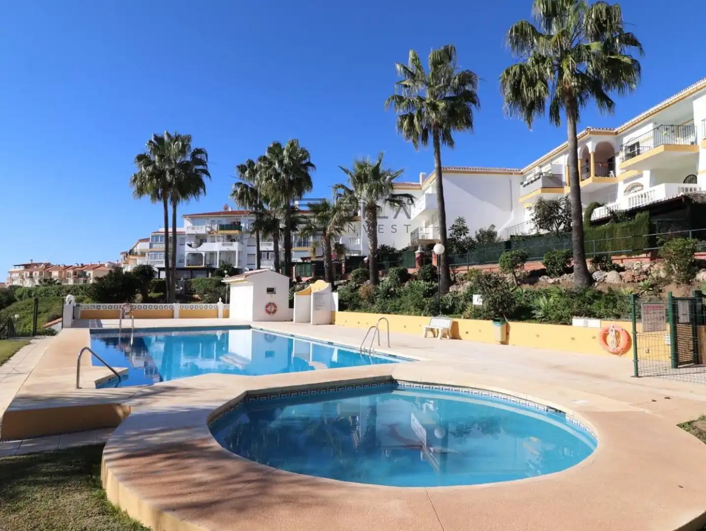 Appartement avec piscine à vendre à Urb. Colinas del Faro