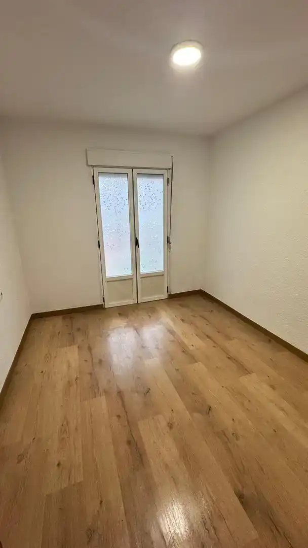 Bedroom of Flat for sale in León Capital 