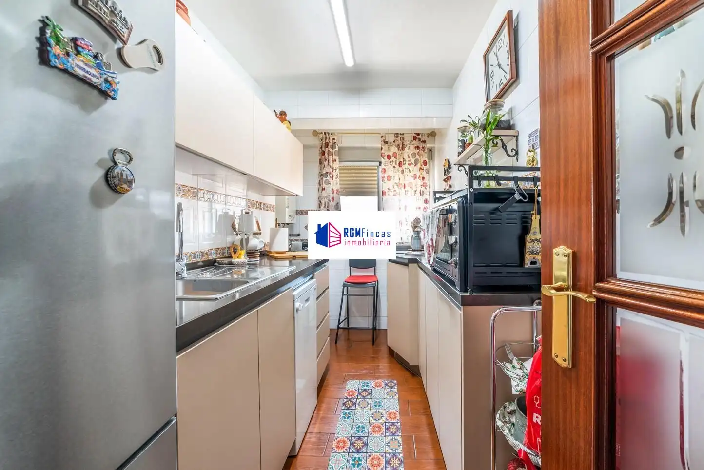 Kitchen of Flat for sale in Sevilla  with Air Conditioner, Heating and Terrace