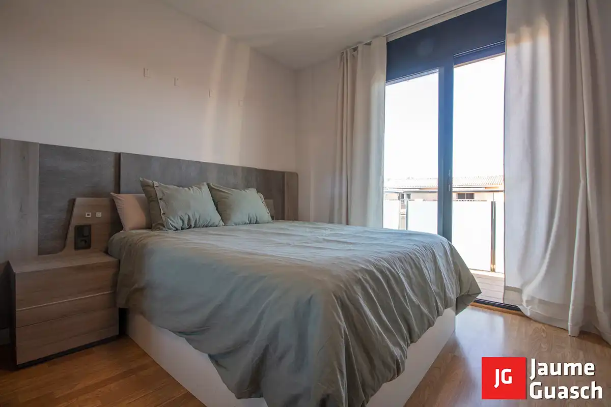 Schlafzimmer von Wohnung zum Verkauf in Torredembarra mit Klimaanlage, Heizung und Parkett