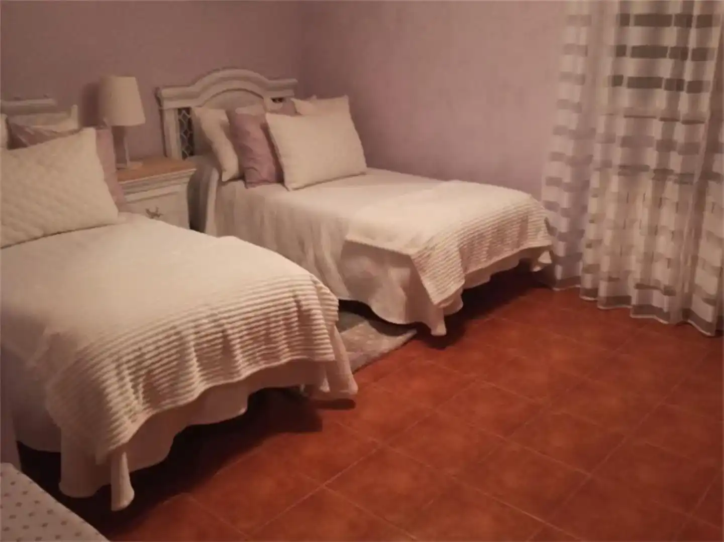 Habitación de Casa adosada en venta en Nava del Rey, Valladolid