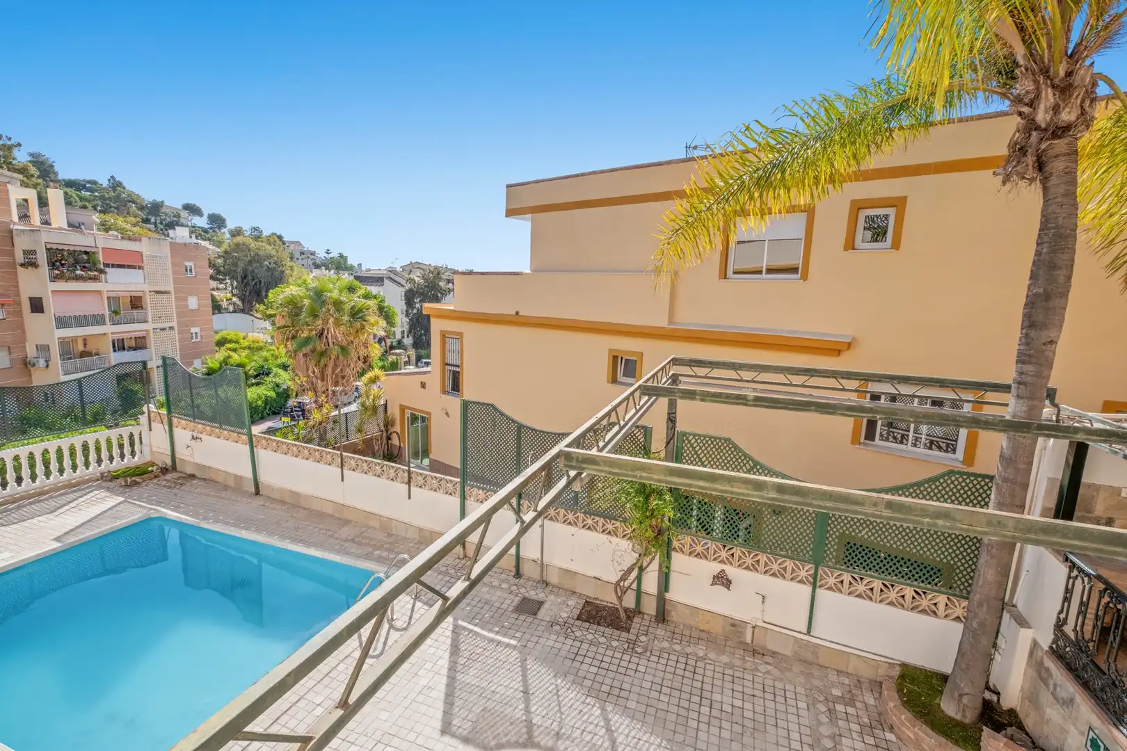 Swimming pool of Detached homes for sale in Málaga  with Air Conditioner, Terrace and Swimming Pool