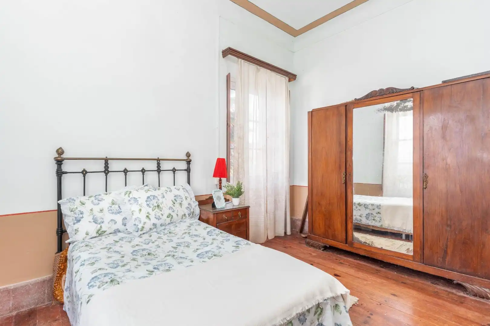 Habitación de Casa o chalet en venta en Tapia de Casariego con Jardín privado, Amueblado y Balcón