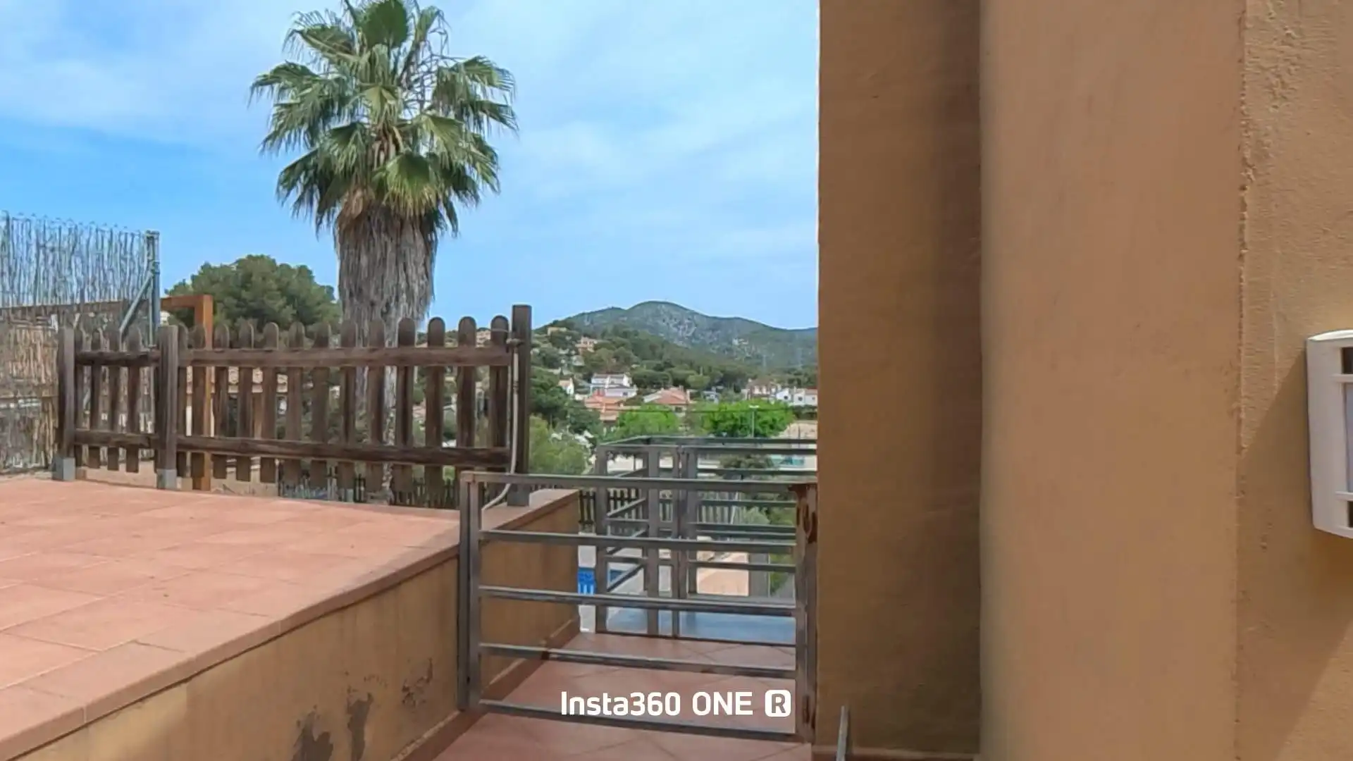 Terrassa de Casa o xalet en venda en Cubelles amb Calefacció, Jardí privat i Terrassa