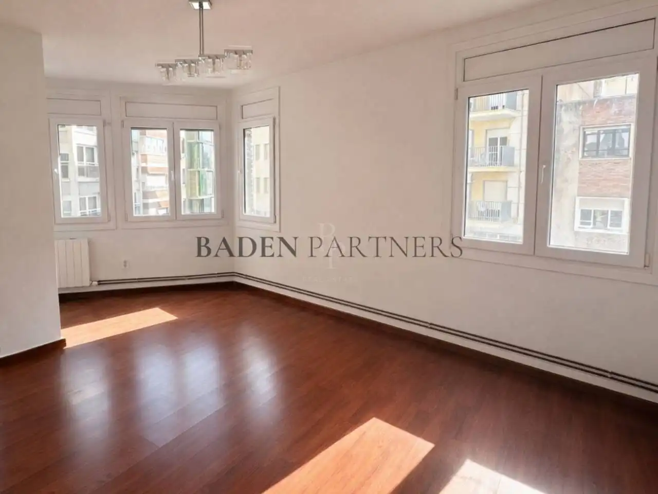 Piso en venta en Vinaròs con Aire acondicionado, Calefacción y Parquet