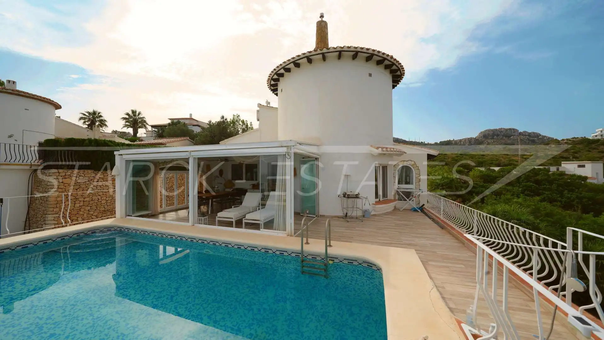 Vista exterior de Casa o xalet en venda en La Vall d'Ebo amb Aire condicionat, Jardí privat i Piscina