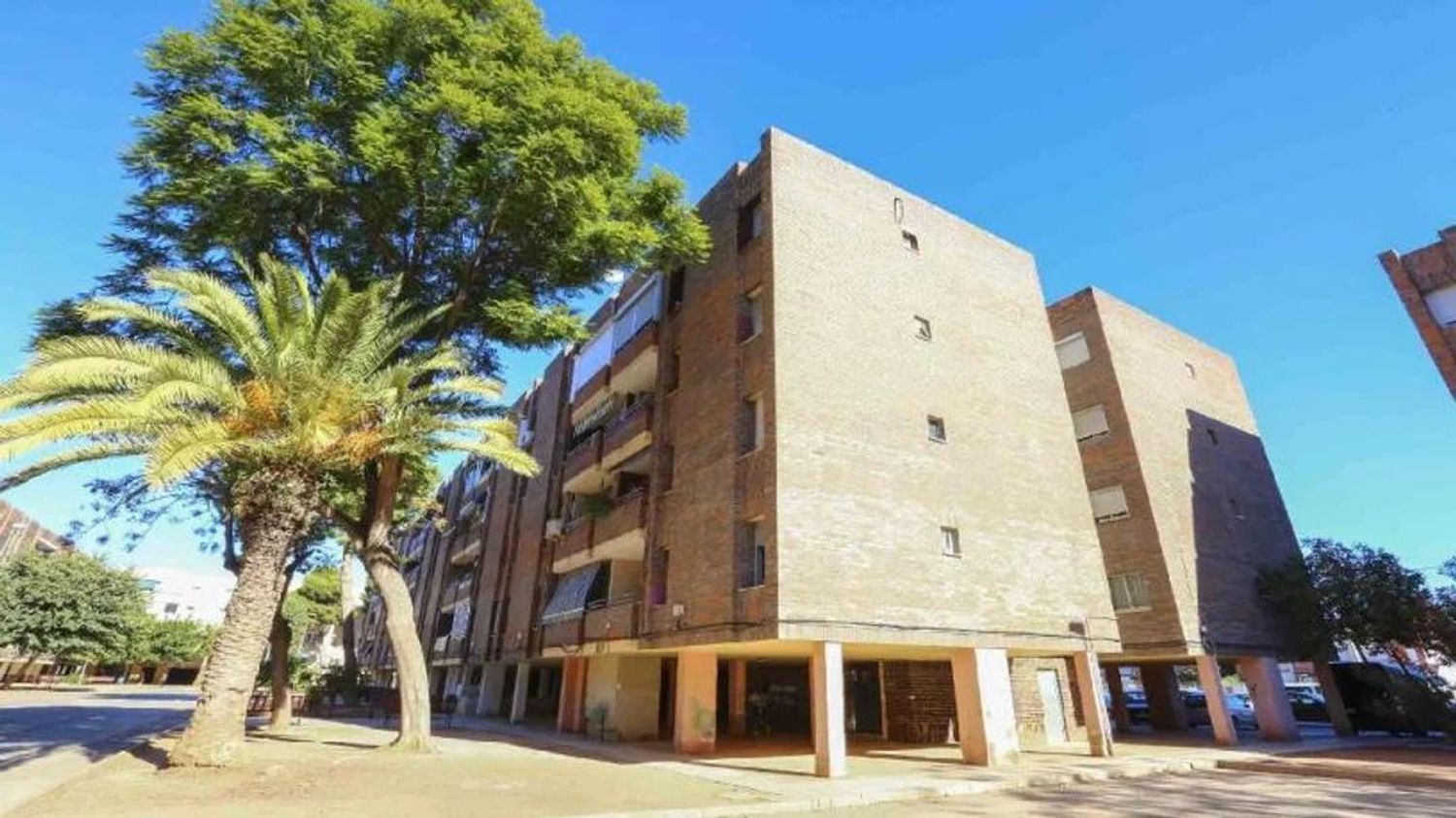 Vista exterior de Piso en venta en Sagunto / Sagunt