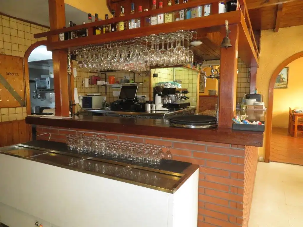 Local en traspaso en Sant Andreu de la Barca con Aire acondicionado, Calefacción y Terraza