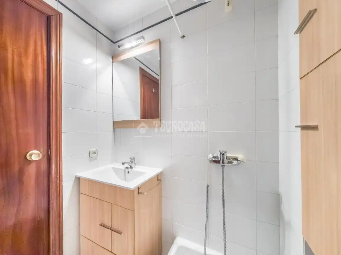 Baño de Piso en venta en Madrid con Aire acondicionado, Calefacción y Parquet