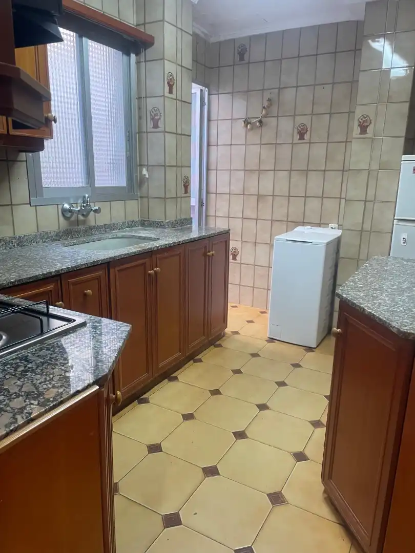 Küche von Wohnung zum Verkauf in Valencia mit Klimaanlage, Möbliert und Ofen