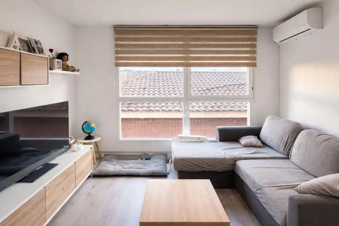 Sala de estar de Piso en venta en Illescas con Aire acondicionado, Calefacción y Parquet
