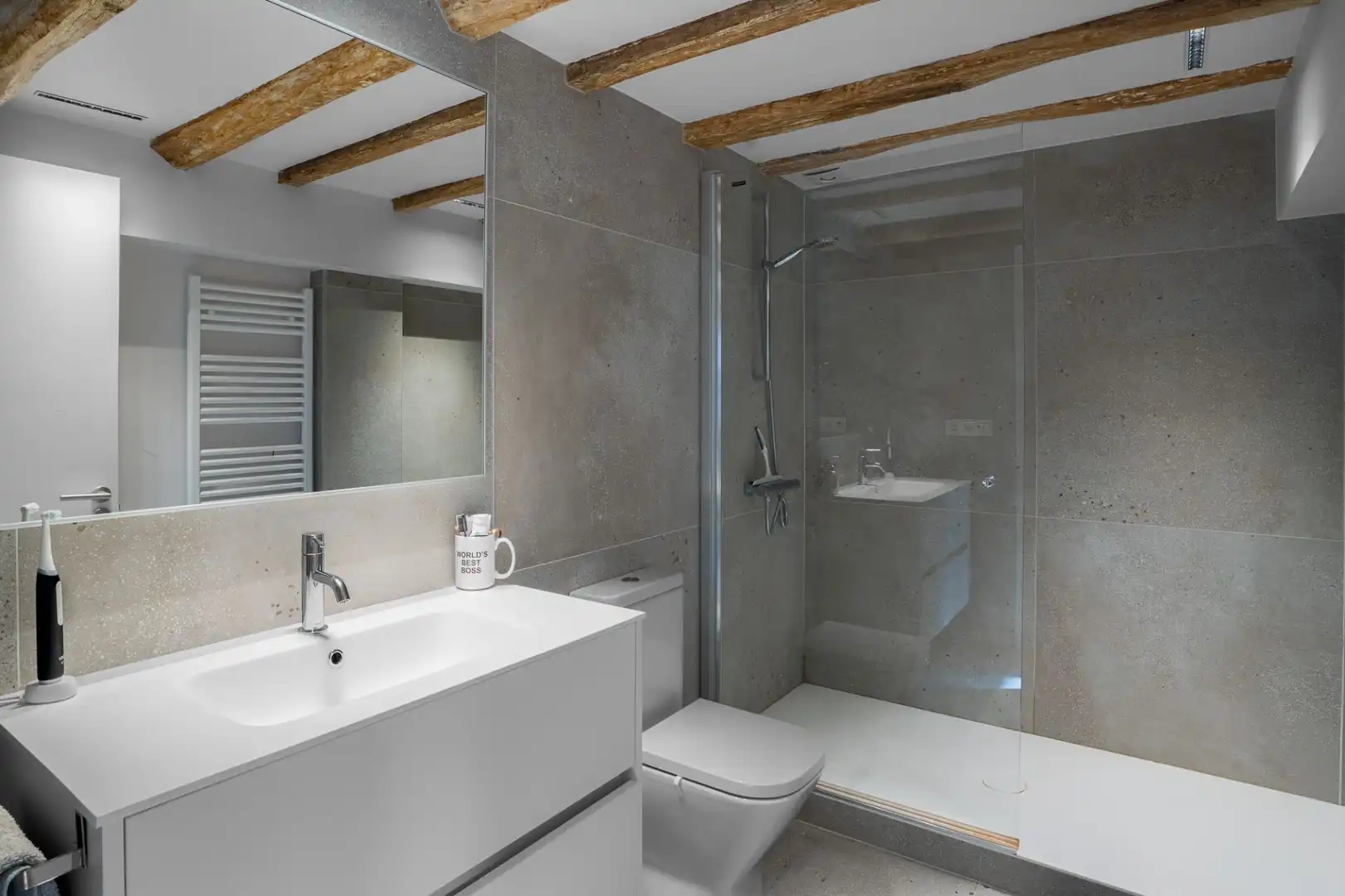 Badezimmer von Wohnung zur Miete in Tolosa mit Heizung und Möbliert