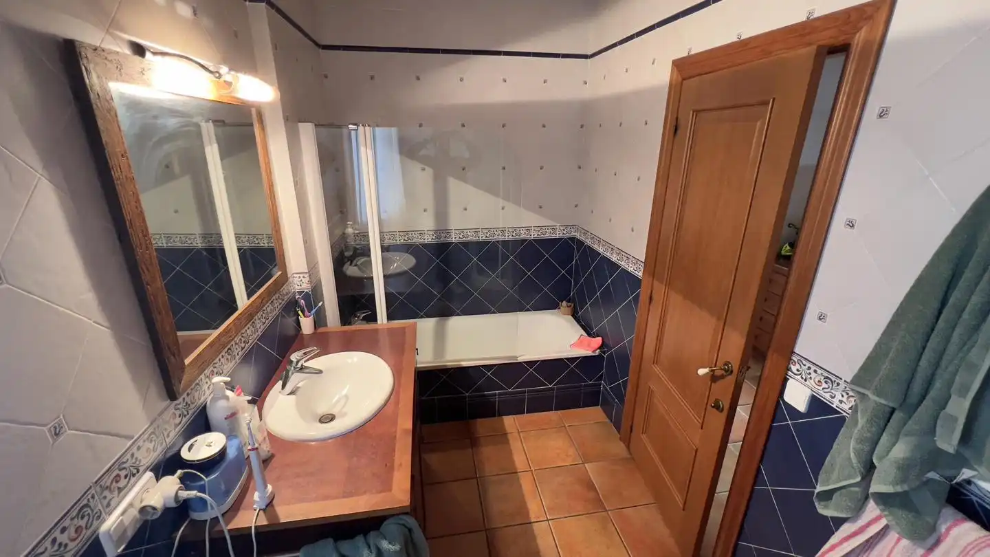 Baño de Casa o chalet en venta en Benicarló con Aire acondicionado, Calefacción y Jardín privado