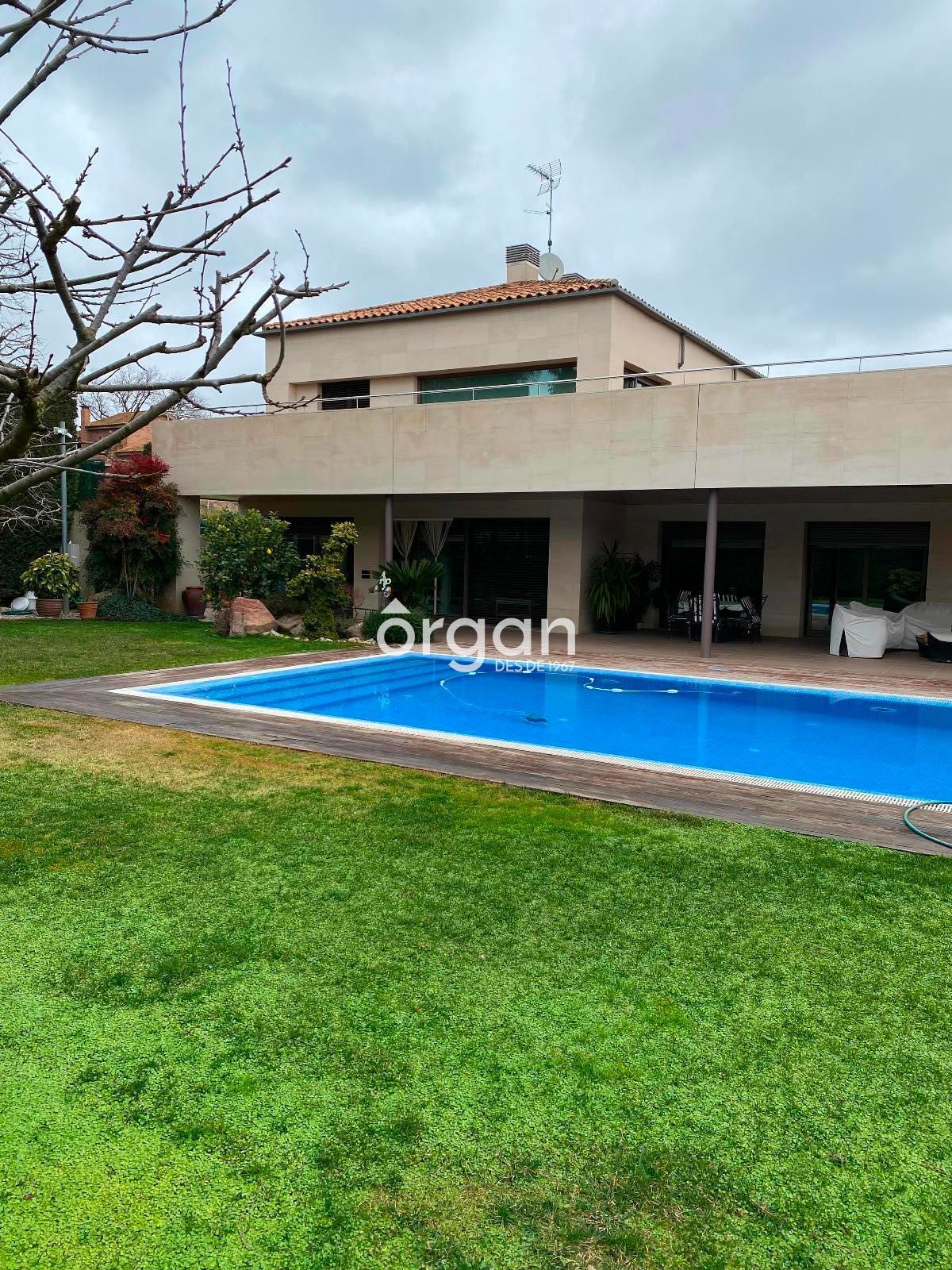 Casa o xalet en venda a Frederic Marés
