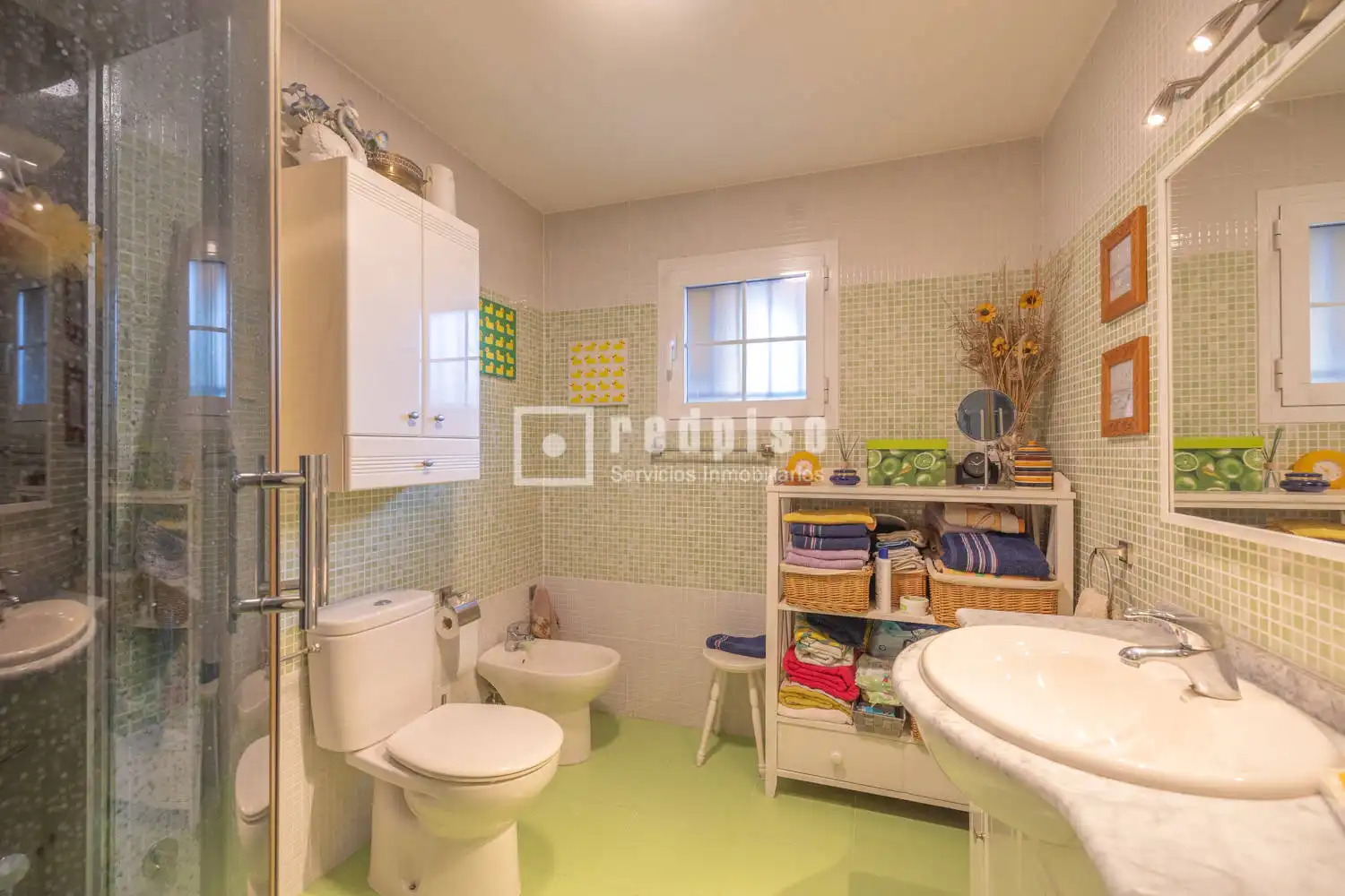 Baño de Casa o chalet en venta en Orusco de Tajuña con Aire acondicionado, Calefacción y Terraza
