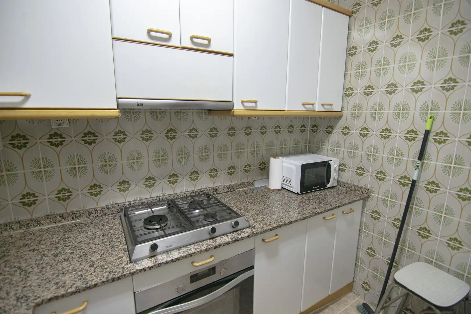 Cocina de Piso en venta en Barcelona con Calefacción