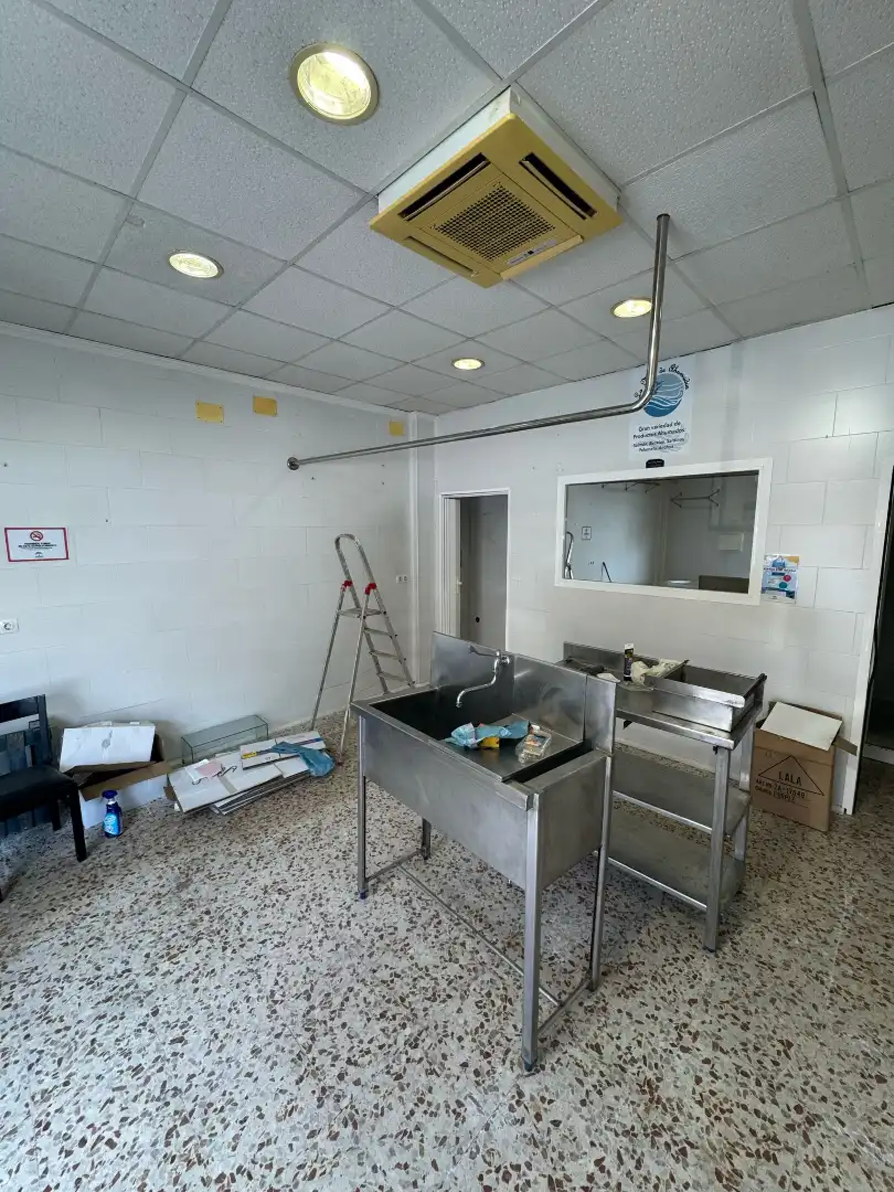 Gewerbefläche zum Verkauf in Calle Camino de Albadalejo 28, imagen 7