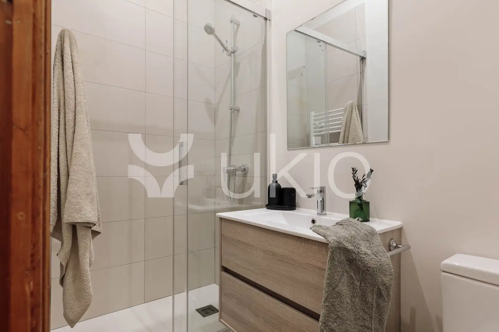 Apartamento con terraza en alquiler en Carrer de Pau Claris, imagen 19