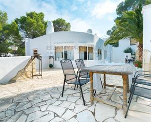 Jardí de Apartament de lloguer en Sant Josep de sa Talaia amb Aire condicionat i Terrassa