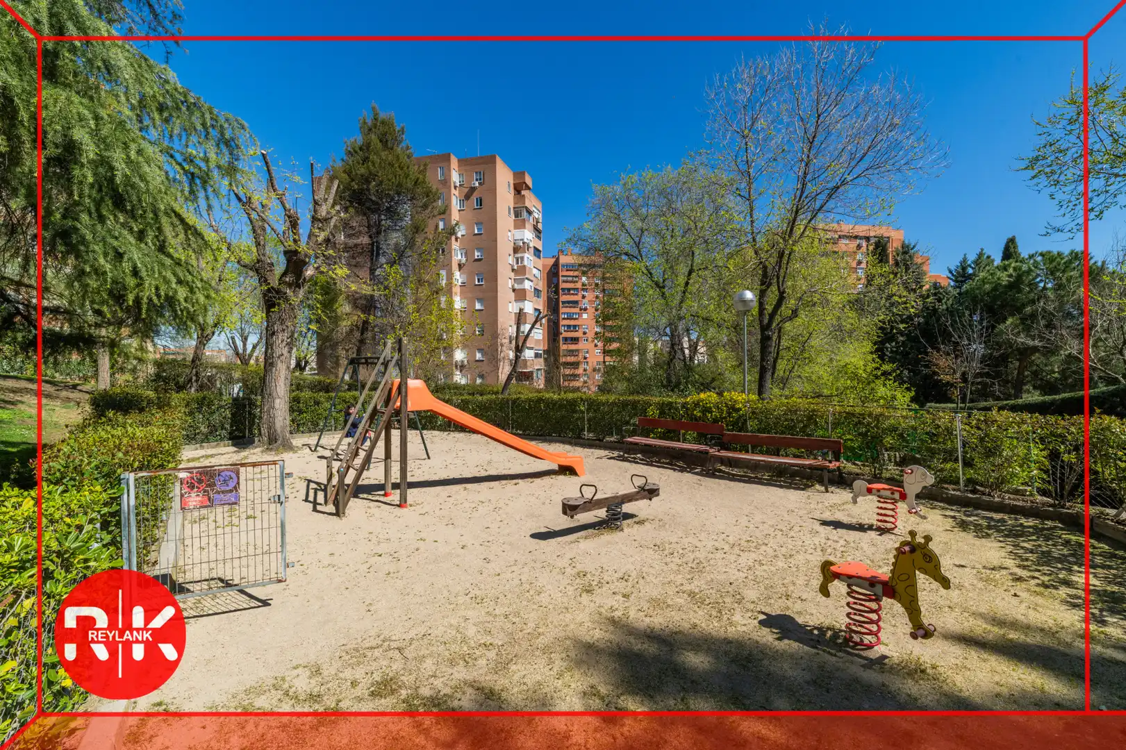 Vista exterior de Pis en venda en Coslada amb Aire condicionat, Calefacció i Terrassa