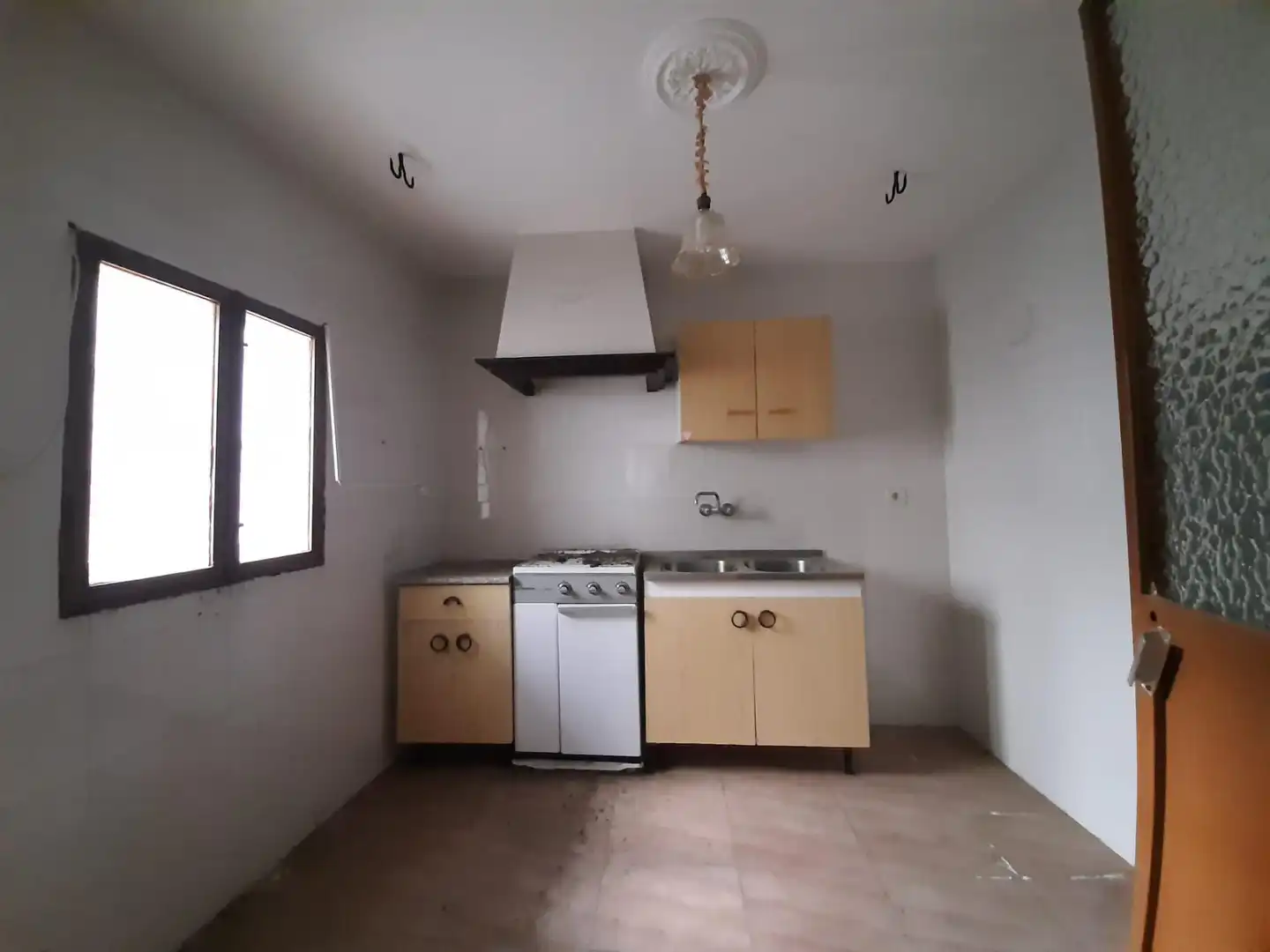 Cuina de Casa o xalet en venda en Garrovillas de Alconétar amb Terrassa i Traster