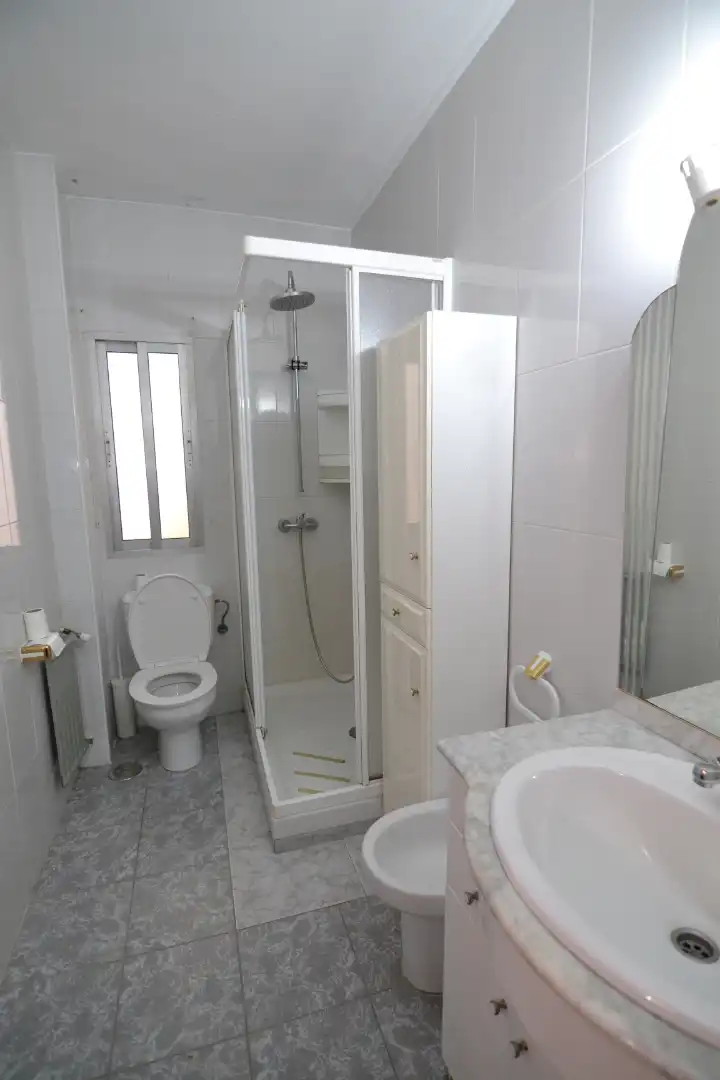 Bathroom of Flat for sale in Plasencia  with Heating