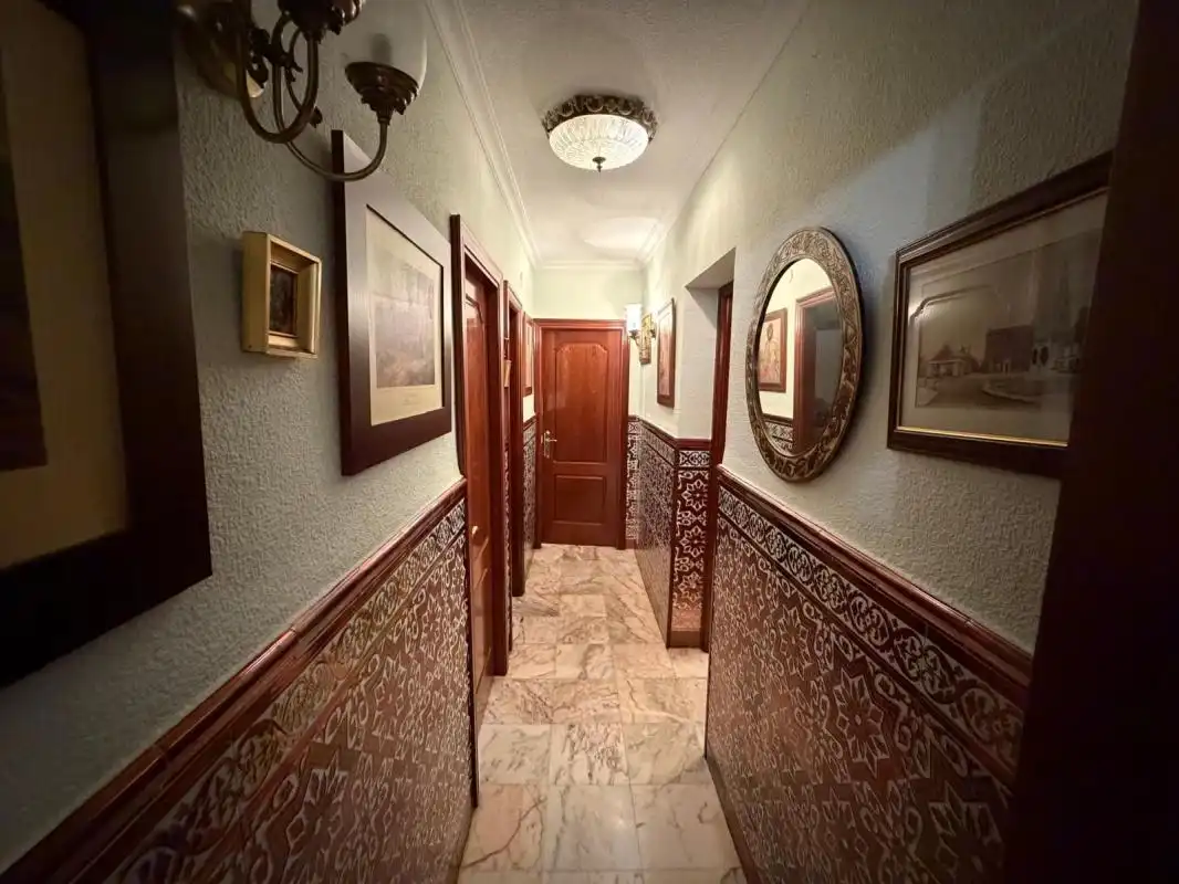 Casa adosada en venda en Dos Hermanas amb Aire condicionat, Calefacció i Terrassa