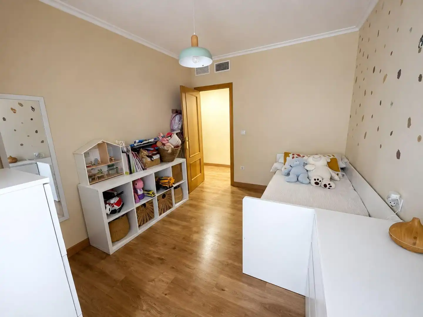 Dormitori de Apartament en venda en Alicante / Alacant amb Aire condicionat, Traster i Alarma