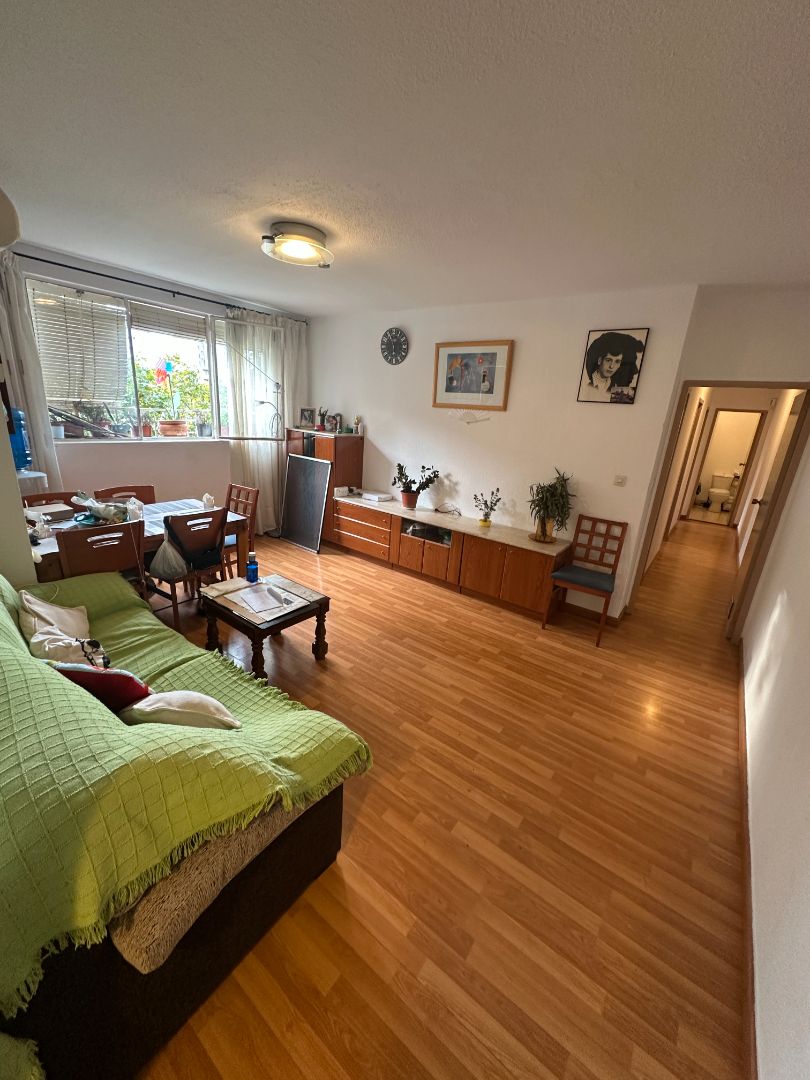 Living room of Flat for sale in Badia del Vallès  with Air Conditioner, Heating and Parquet flooring