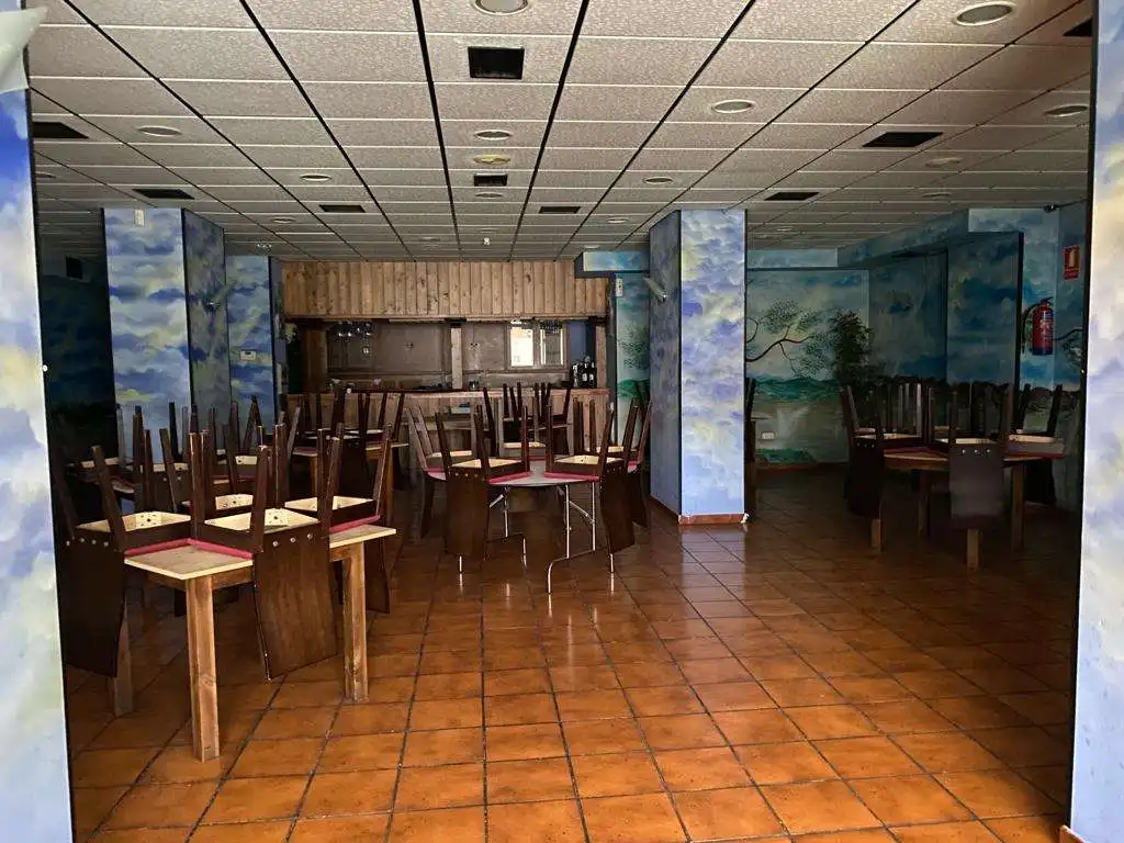 Business premises for sale in Trobajo del Camino, imagen 7