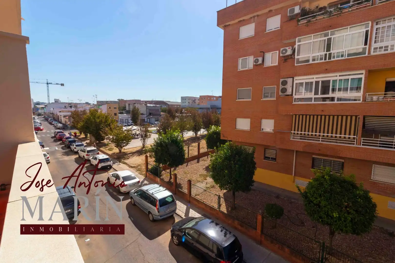 Piso con terraza en venta en Calle JUAN LABRADO