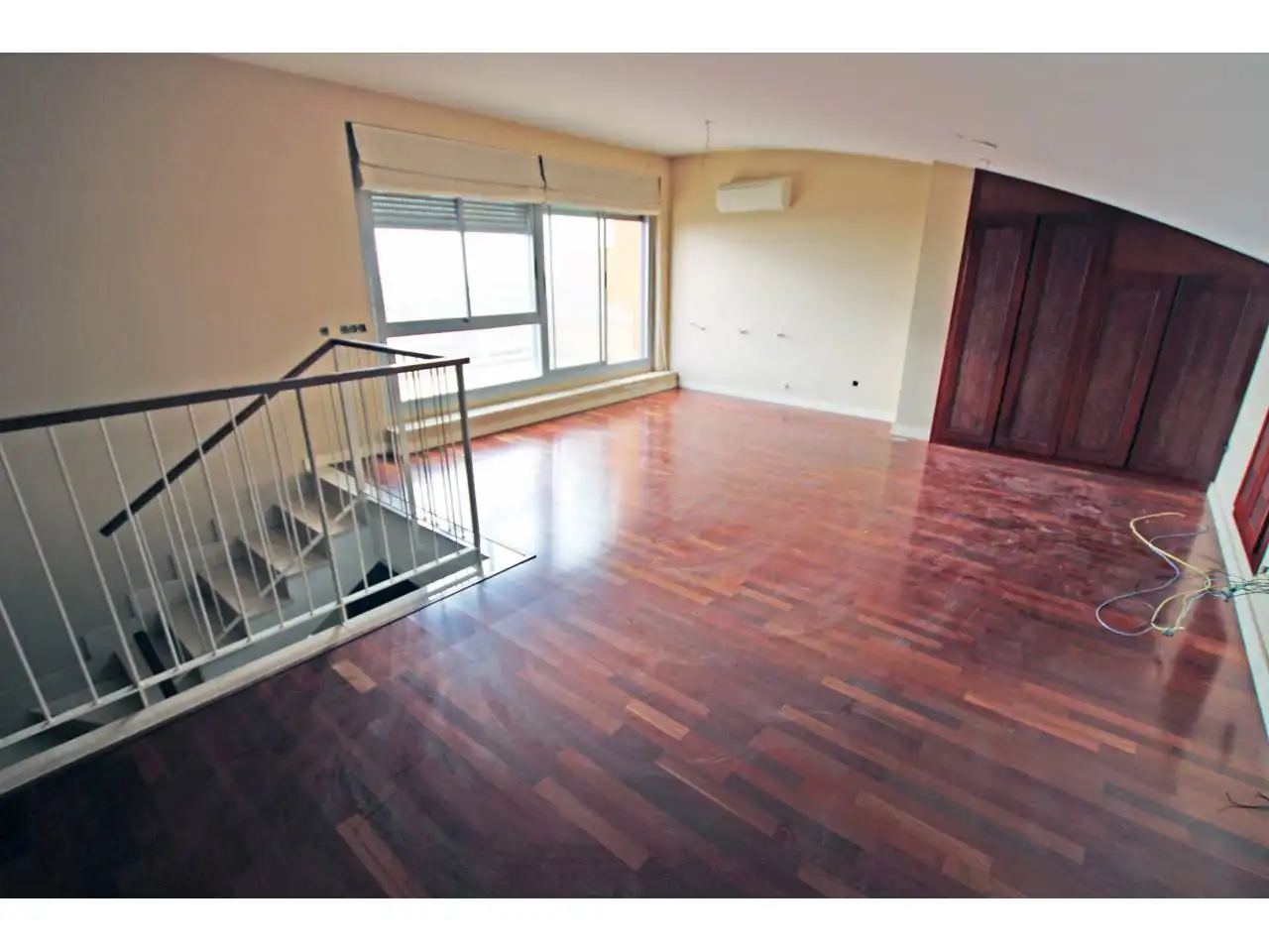 Sala de estar de Casa o chalet en venta en Torrelodones con Piscina comunitaria